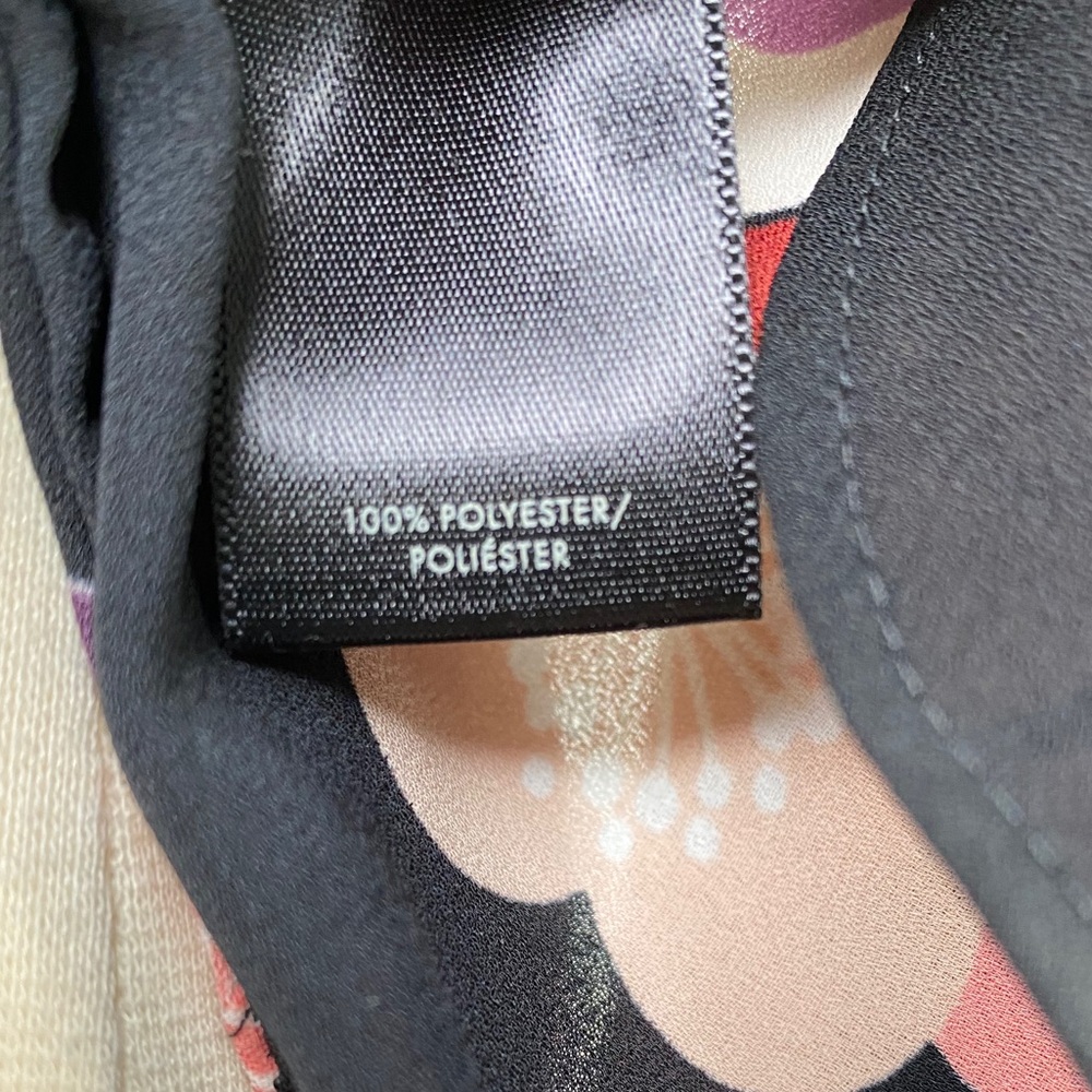 Ann Taylor Bow Cuff Black Blouse with Multicolor Floral Pattern. Size S - Picture 11 of 11
